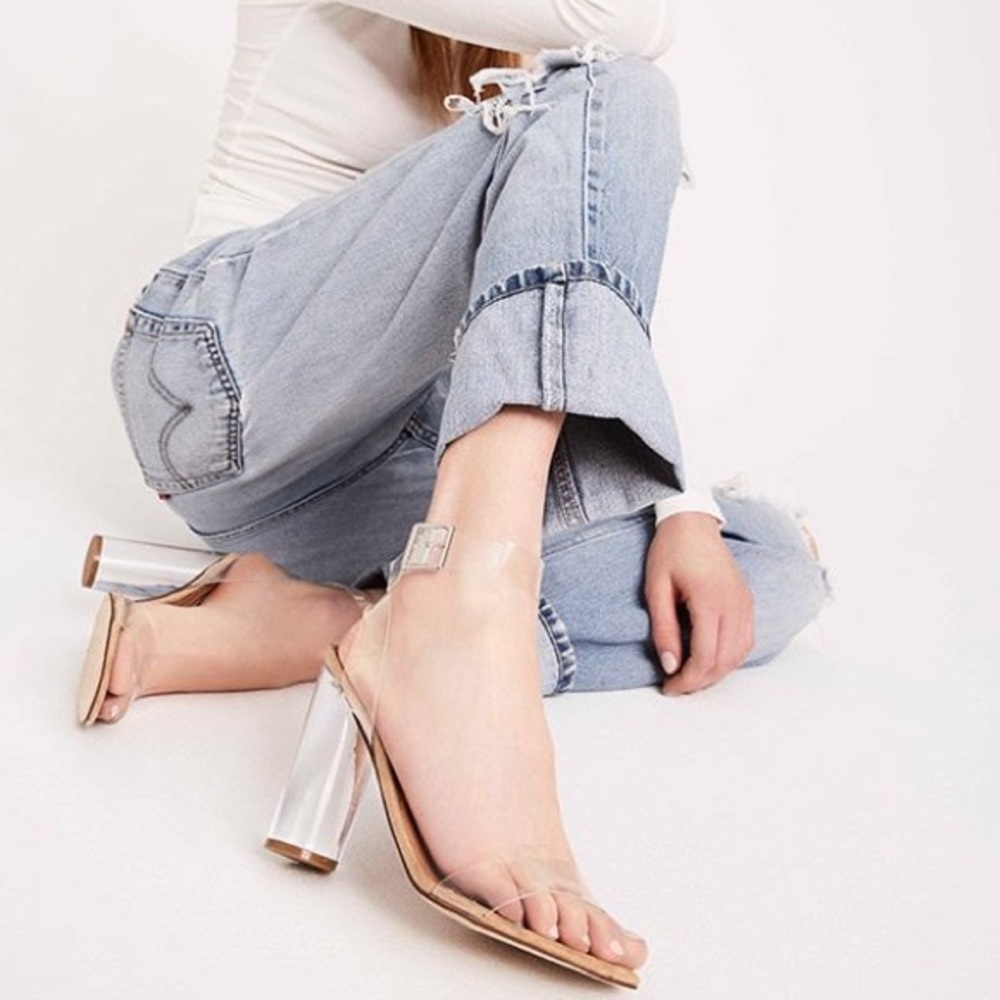 NEW Clearer Clear Lucite Heels